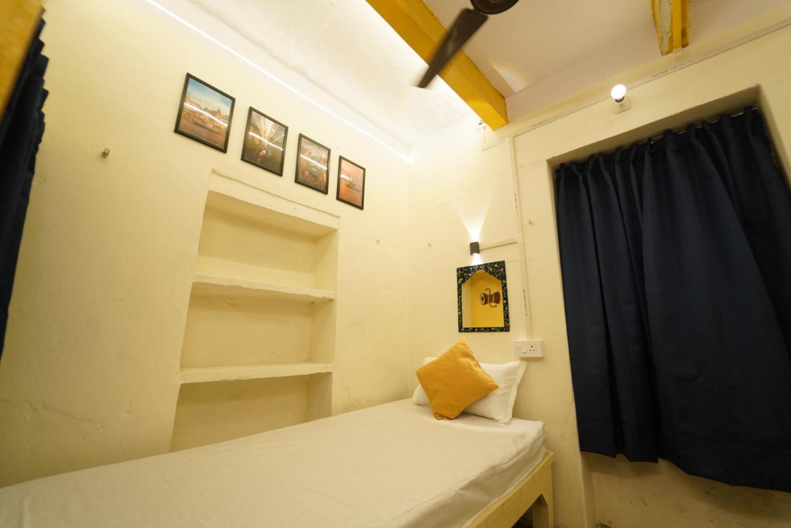 Kailash Heritage Homestay Varanasi Exterior foto
